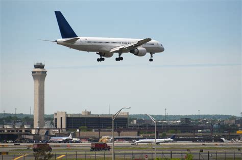 Newark Liberty And John F Kennedy Airports Named Countrys Worst For