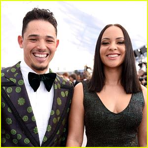 New single stop out everywhere now. 'Hamilton' Co-Stars Anthony Ramos & Jasmine Cephas Jones ...
