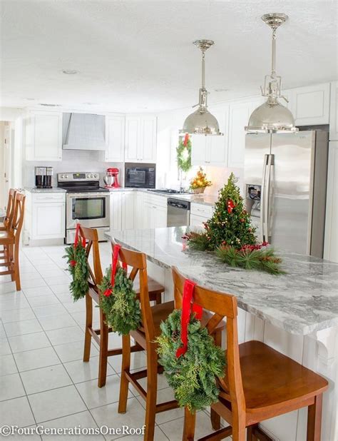 Popular Christmas Decor Ideas For Kitchen Island You Should Copy Now Christmas Kitchen