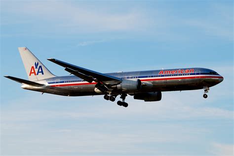 Fichieramerican Airlinesboeing 767 300erlhr2009 — Wikipédia