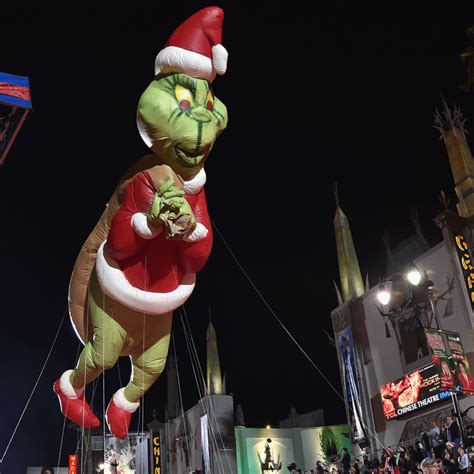 4 Things You Need To Know About The Hollywood Christmas Parade