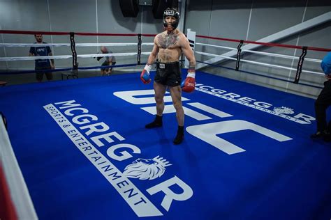 Buy boxing ring suitable for outdoor and stadium use with complementary accessories. The boxing ring is mine. - scoopnest.com