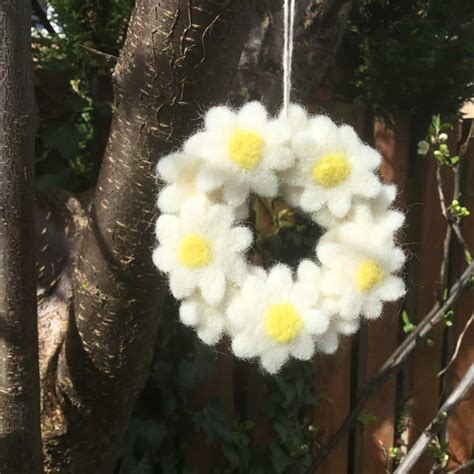 Daisy Felt Wreath Daisy Cheynes