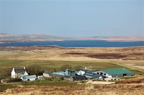 Technically from the island of jura and not islay itself, some diehards would suggest jura isn't a true islay scotch. Kilchoman - Islay Malt - Open to public | Islay, Isle of ...