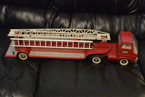 Tonka Fire Engine Vintage Tonka Ladder Truck Includes Ladders 34 In