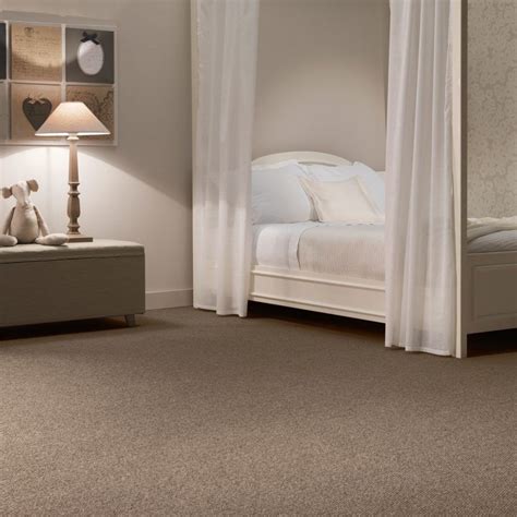 Textured carpet is typically used in bedrooms, family rooms and dens, but can also be used in offices, basements and hallways. Beautiful Carpet Ideas For Luxury With Carpet Ideas for ...