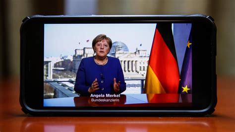 Bundes Kanzlerin Angela Merkel Hält Rede Nachrichtenleichtde