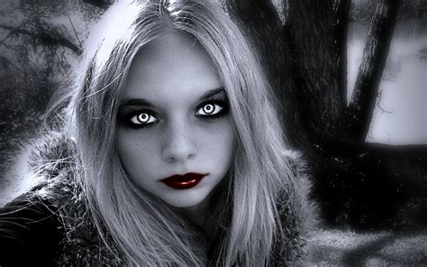 Fantasy Artwork Art Dark Vampire Gothic Girl Girls Horror Evil