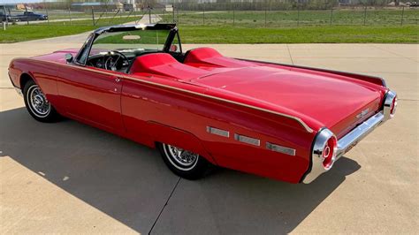It is perhaps one of the finest examples. 1962 Ford Thunderbird Convertible | W188 | Indy 2021
