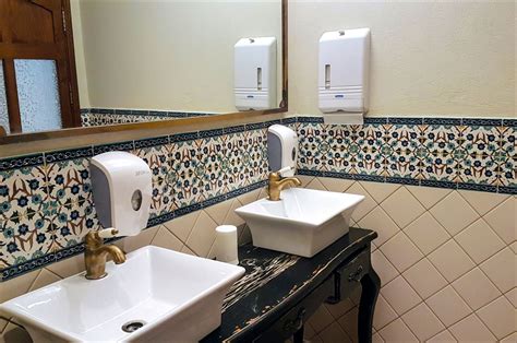 A popular choice for bathroom walls and floors, tiles can bring color, pattern, texture, a natural look or even a bit of glamour. Tshreen Restaurant Bathroom Decorative Tiles in 2020 ...