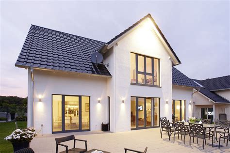Sie finden hier sowohl inspirationen für die planung ihres hausgrundrisses als auch einen guide mit 11 wichtigen tipps , die sie bei der grundrissgestaltung beachten sollten. Grundrisse Haus 3 Kinderzimmern - Test