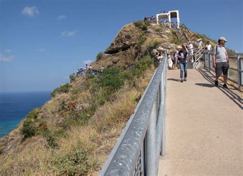 Diamond Head Hiking Tickets Prices Timings What To Expect Faqs