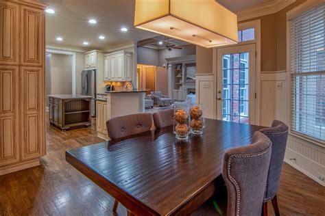 5 best paint for kitchen cabinets white that you should never miss. 10 Best Finish For Wood Kitchen Table- Reviews & Guide ...