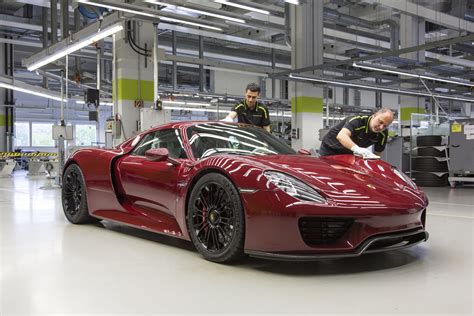 Porsche 918 Spyder Production Ends In Pictures Evo