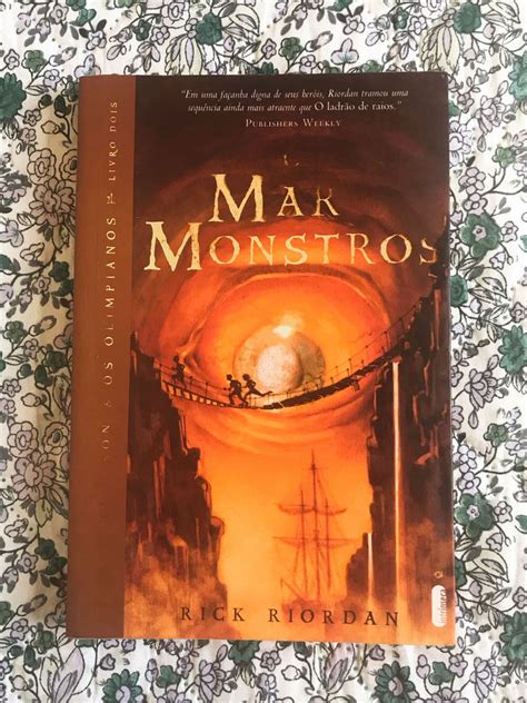 Percy Jackson E O Mar De Monstros Livro