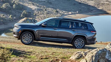 2021 Jeep Grand Cherokee L First Look New Architecture Three Rows