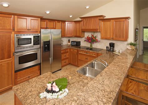 Shopping for a countertop comes with a lot of questions. Kitchen Countertops Materials | DesignWalls.com