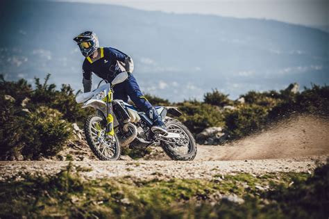 Model 2021 objem 293 cm3 kategorie enduro. Motorrad Occasion Husqvarna TE 300i kaufen