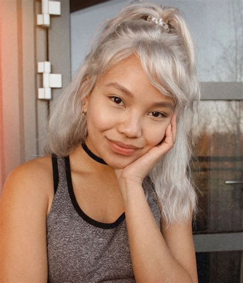 Oyster Gray Hair Is The Coolest New Color Trend For Summer Glamour