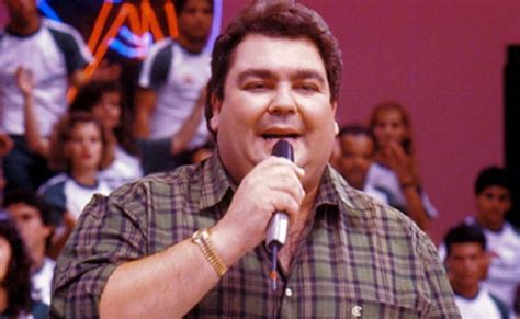Em abril, a band divulgou que o apresentador irá assinar um contrato de cinco anos com o canal. Faustão sai da Globo: entenda o motivo da decisão