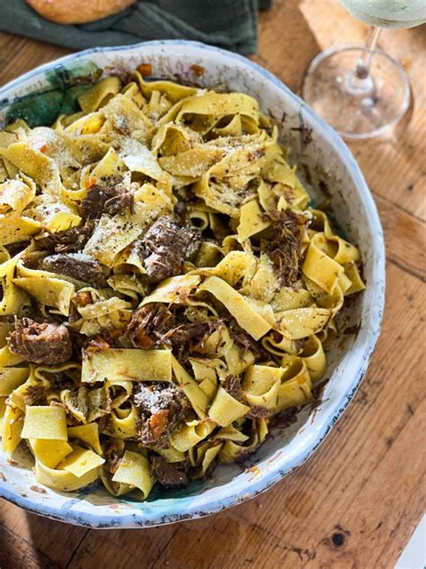 Pappardelle Con Ragù Genovese Forestway Fresh
