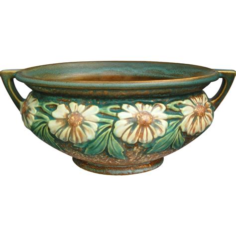 Roseville Pottery Dahlrose Bowl #180-8”, Circa 1928 from