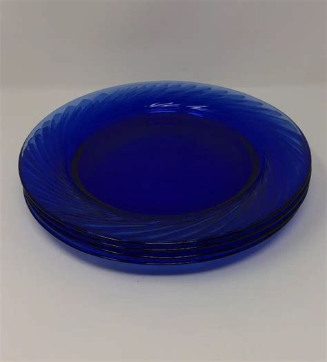Set Of 4 Pyrex Cobalt Blue Glass Swirl Festiva 7 5” Dinner Serving Plates Usa Ebay Serving
