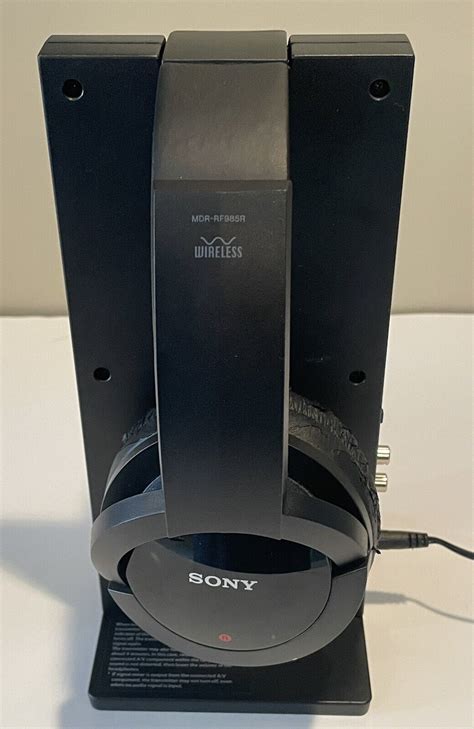 Sony Mdr Rf985r Wireless Headphones And Transmitter Base Tmr Rf985r W
