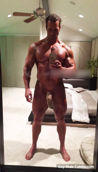 Free Mike OHearn Leaked Frontal Nude Selfie The Gay Gay