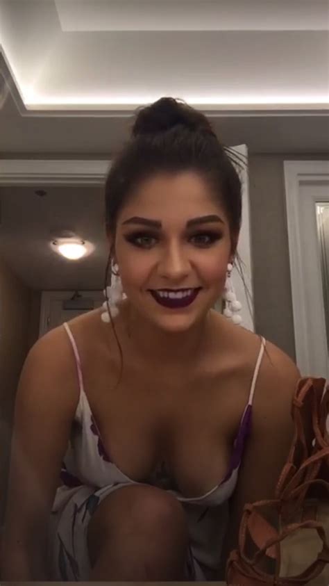 Andrea Russett Downblouse 3 Sexy Youtubers.