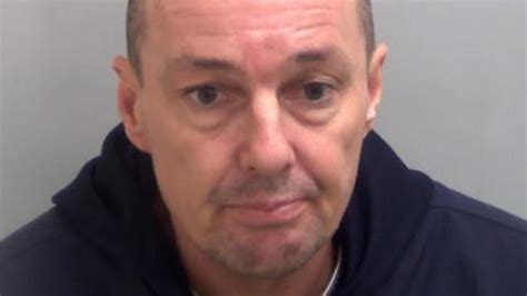 One Legged British Crime Boss Jailed After Five Years On The Run Uk
