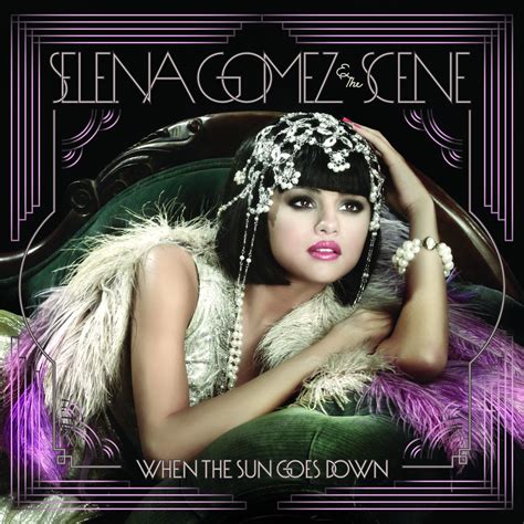 Download Sem Limite Hipnotize se com o conteúdo Selena Gomez The Scene When The Sun Goes Down