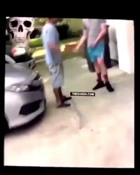 ⚠️‼️fight Videos 40k On Twitter Son Knocks His Dad Out For Calling