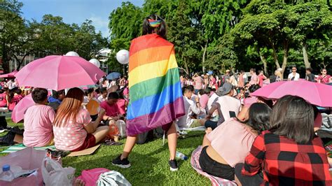 The Singapore Government Is Pissed At The Us Embassy After It Met With Gay Rights Activists