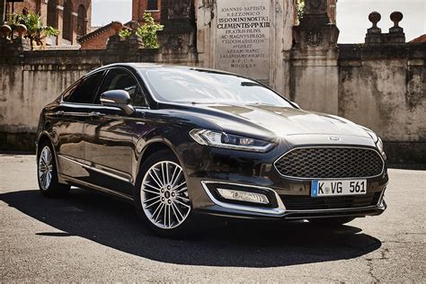 The ford mondeo is a large family car manufactured by ford since 1993. New Ford Mondeo Vignale review | Auto Express