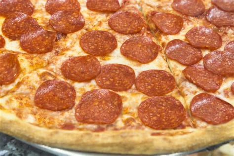 Pepperoni Pizza Calories And Nutrition Facts Charts