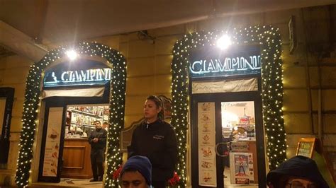 Il figlio del titolare lancia un crowdfunding su internet per aiutare i familiari del dipendente morto nell'incendio che ha distrutto il bar di piazza san lorenzo in lucina. Ciampini - Foto di Ciampini, Roma - Tripadvisor