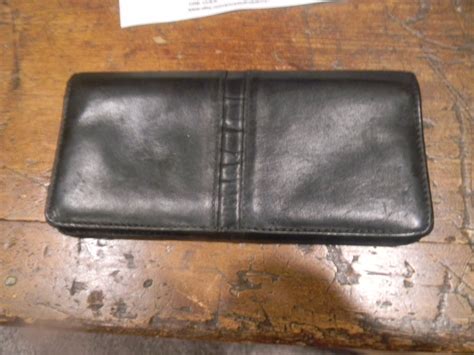 Buxton Genuine Black Leather Wallet Ladies Genuine Suede Lined