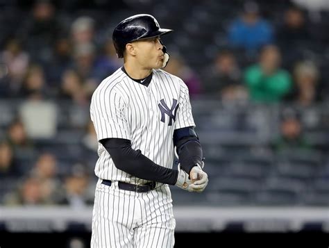 Yankees Giancarlo Stantons Early Season Woes Continue