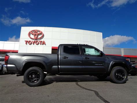 Toyota Tacoma With 6 Foot Bed