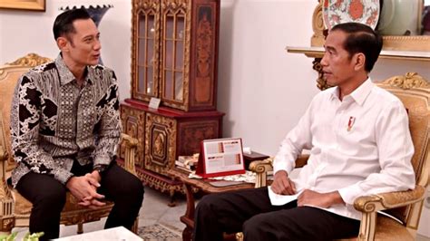Foto Pertemuan Hangat Jokowi Dan Ahy Di Istana