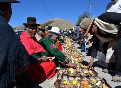 Puno Quechuas Y Aimaras Unidos Por El Quqawi M S Largo Del Mundo