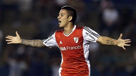 Born 9 february 1996) is an argentine footballer who plays as a striker for zenit saint petersburg. Sebastian DRIUSSI to stay at River Plate - Mundo Albiceleste