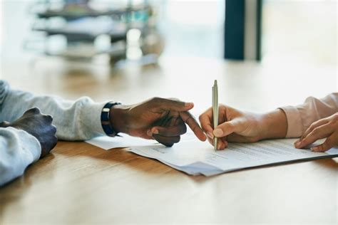 Ada beberapa tips yang perlu proses pembicaraan ini biasa dilakukan sebelum adanya surat kontrak kerjasama usaha. Pentingnya Kontrak Bisnis Dalam Sebuah Perjanjian ...