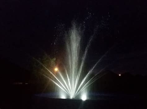 12 Hp Floating Fountain Eco Line With Led Lights