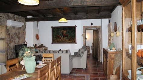 Precio más bajo por noche encontrado en las últimas 24 horas para una estancia de 1 noche y 2 adultos. Casa Rural en el Valle del Jerte con piscina y barbacoa.