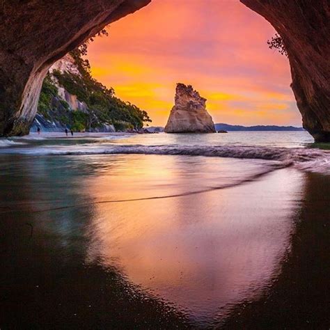 Cathedral Cove New Zealand Photo By Mrlesterchan Tourtheplanet