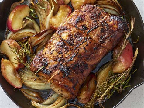 Pork shoulder is a tasty, versatile piece of meat. Best Oven Roasted Pork ShoulderVest Wver Ocen Roasted Pork ...