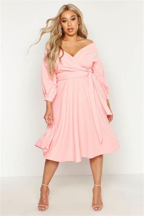 Plus Off Shoulder Wrap Midi Dress Boohoo In 2020 Midi Dress Curve Dresses Pink Midi Dress