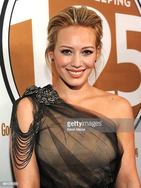 Hilary Duff Updo Photos And Premium High Res Pictures Getty Images